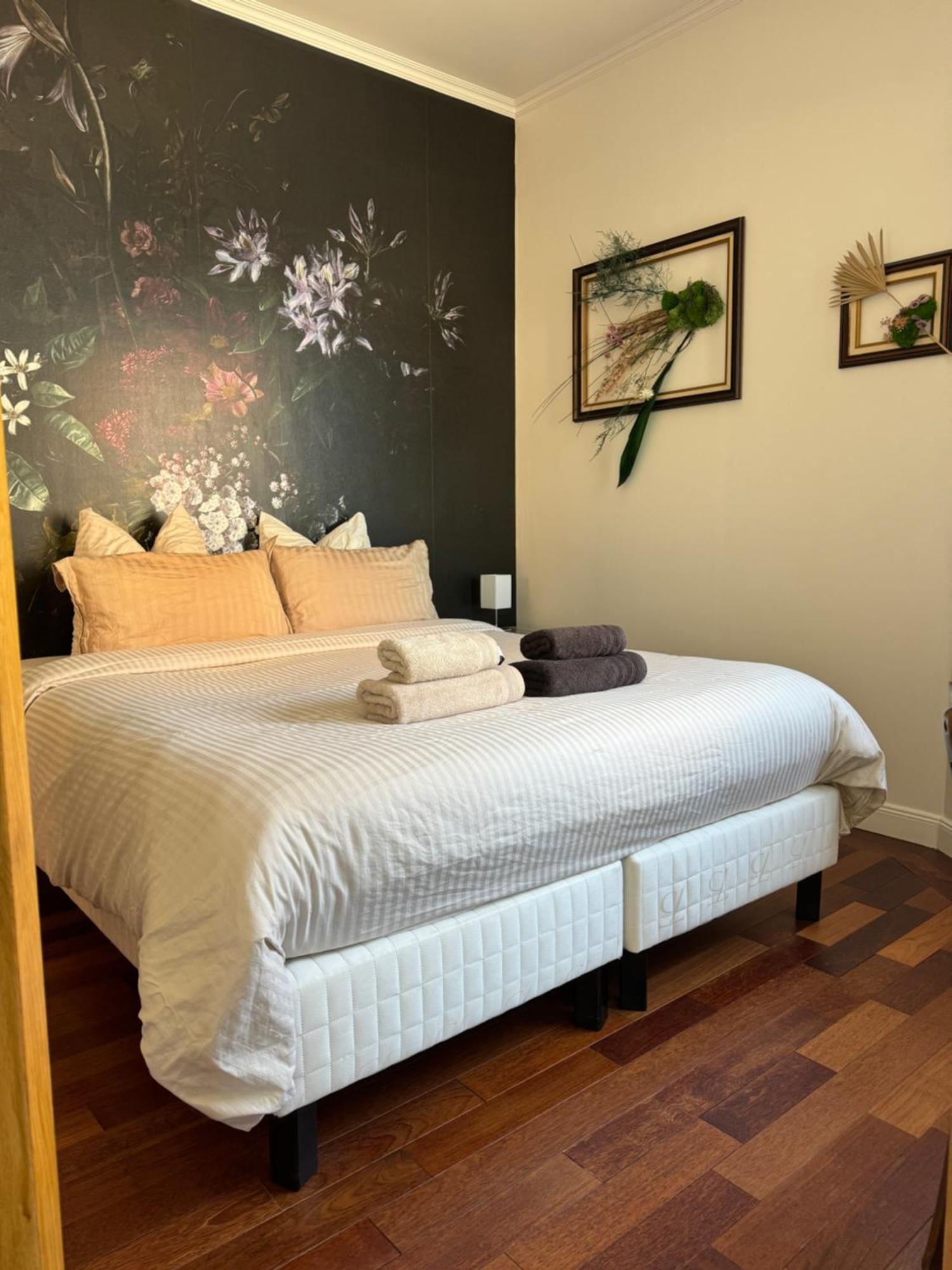 L'Emperador Apartment Реймс Екстериор снимка