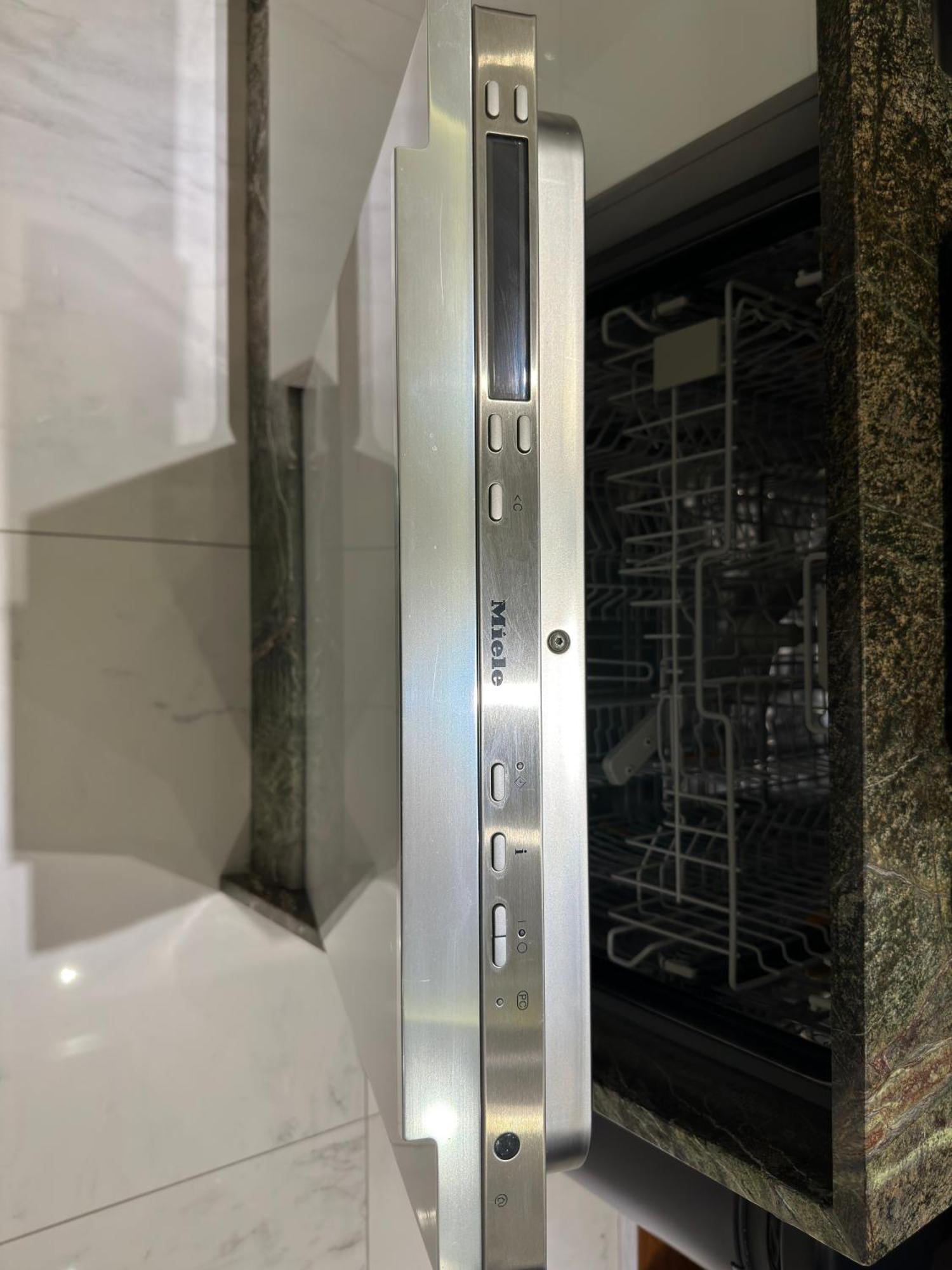 L'Emperador Apartment Реймс Стая снимка