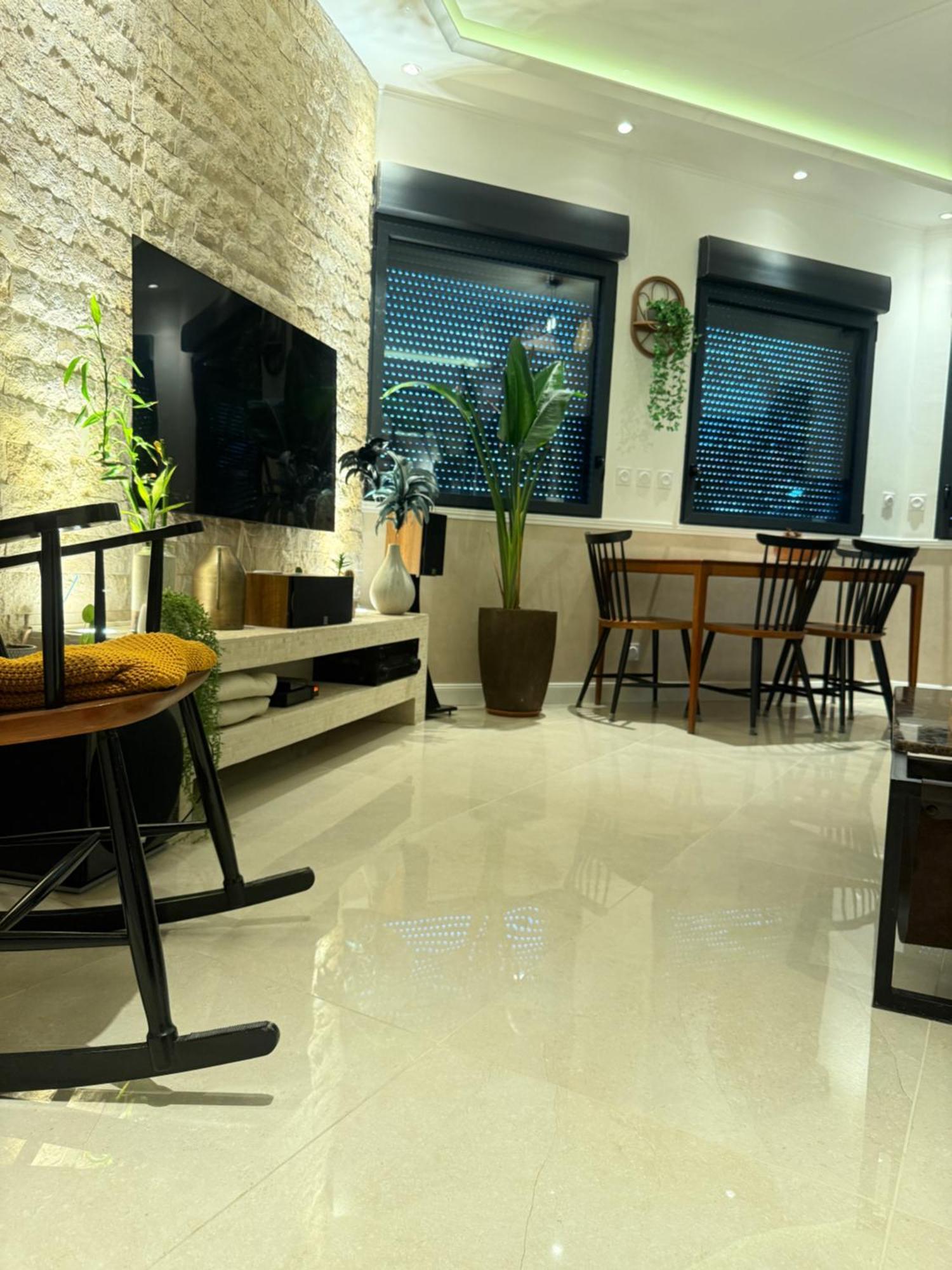 L'Emperador Apartment Реймс Екстериор снимка