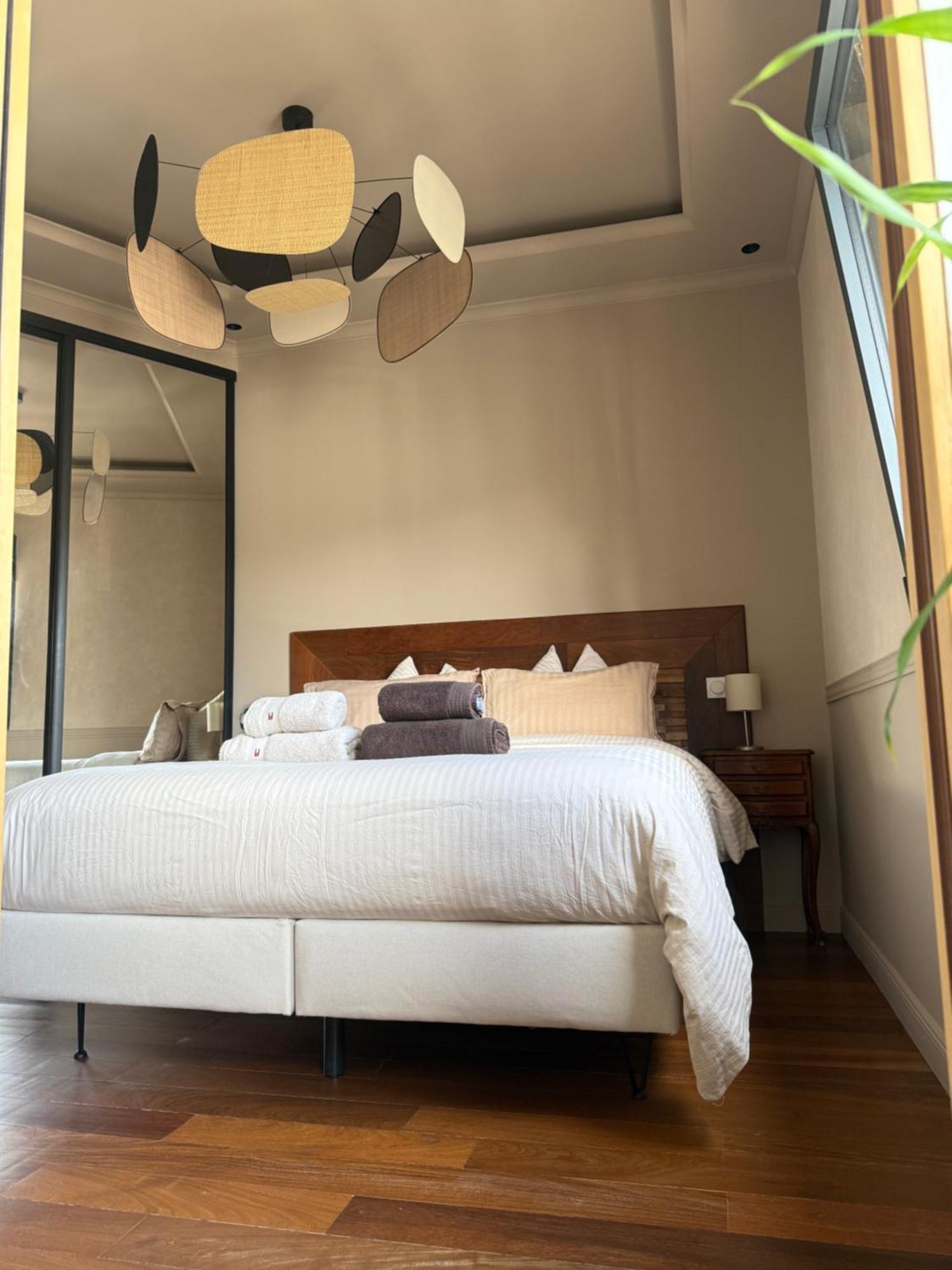 L'Emperador Apartment Реймс Екстериор снимка