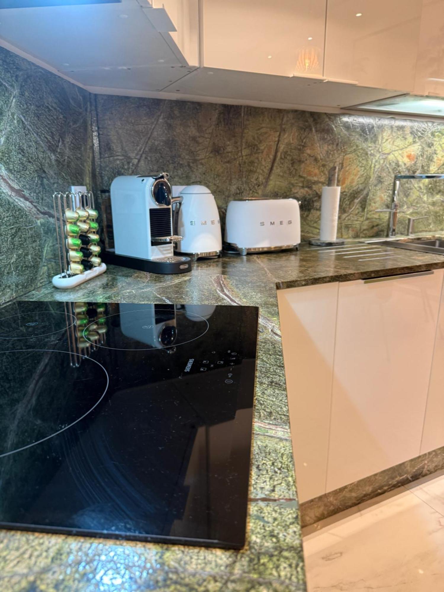L'Emperador Apartment Реймс Екстериор снимка