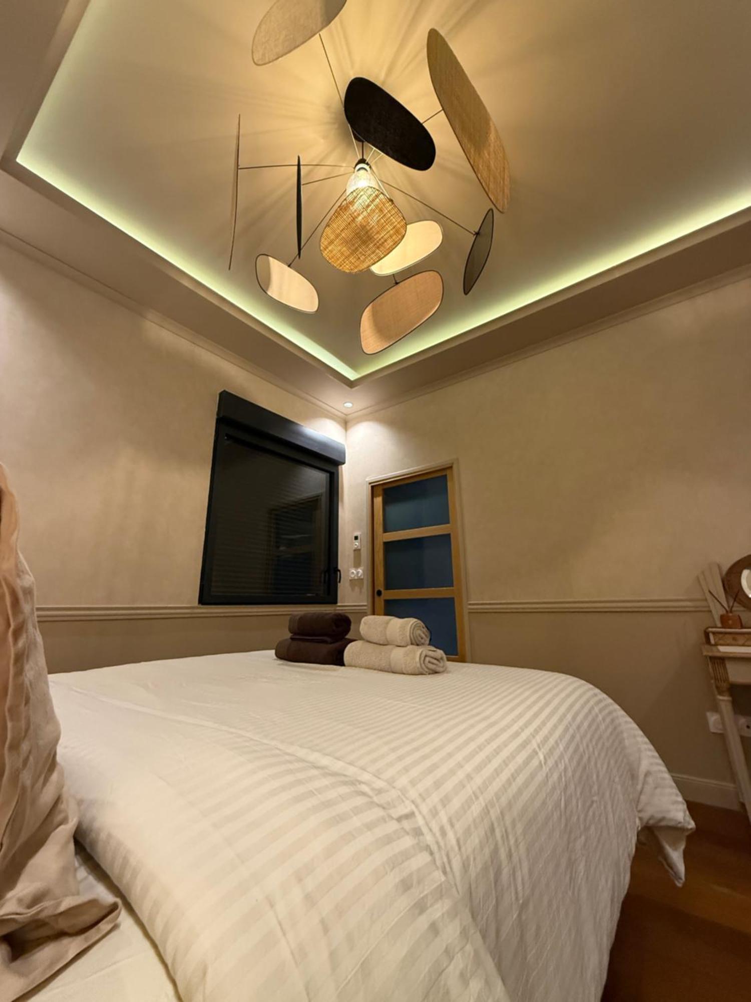 L'Emperador Apartment Реймс Екстериор снимка